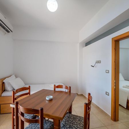 Aleksander Aparthotel Ksamil Buitenkant foto