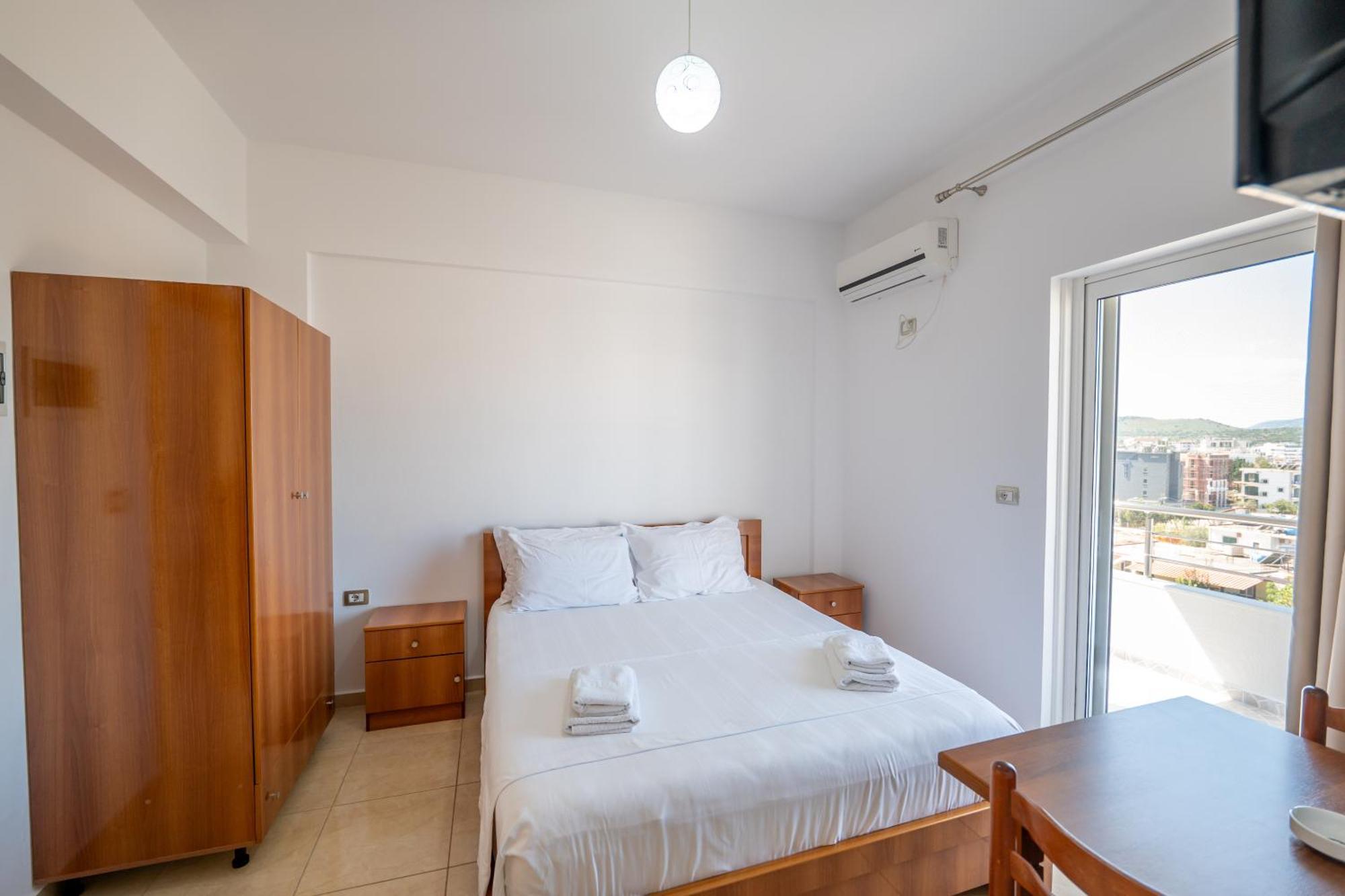 Aleksander Aparthotel Ksamil Buitenkant foto